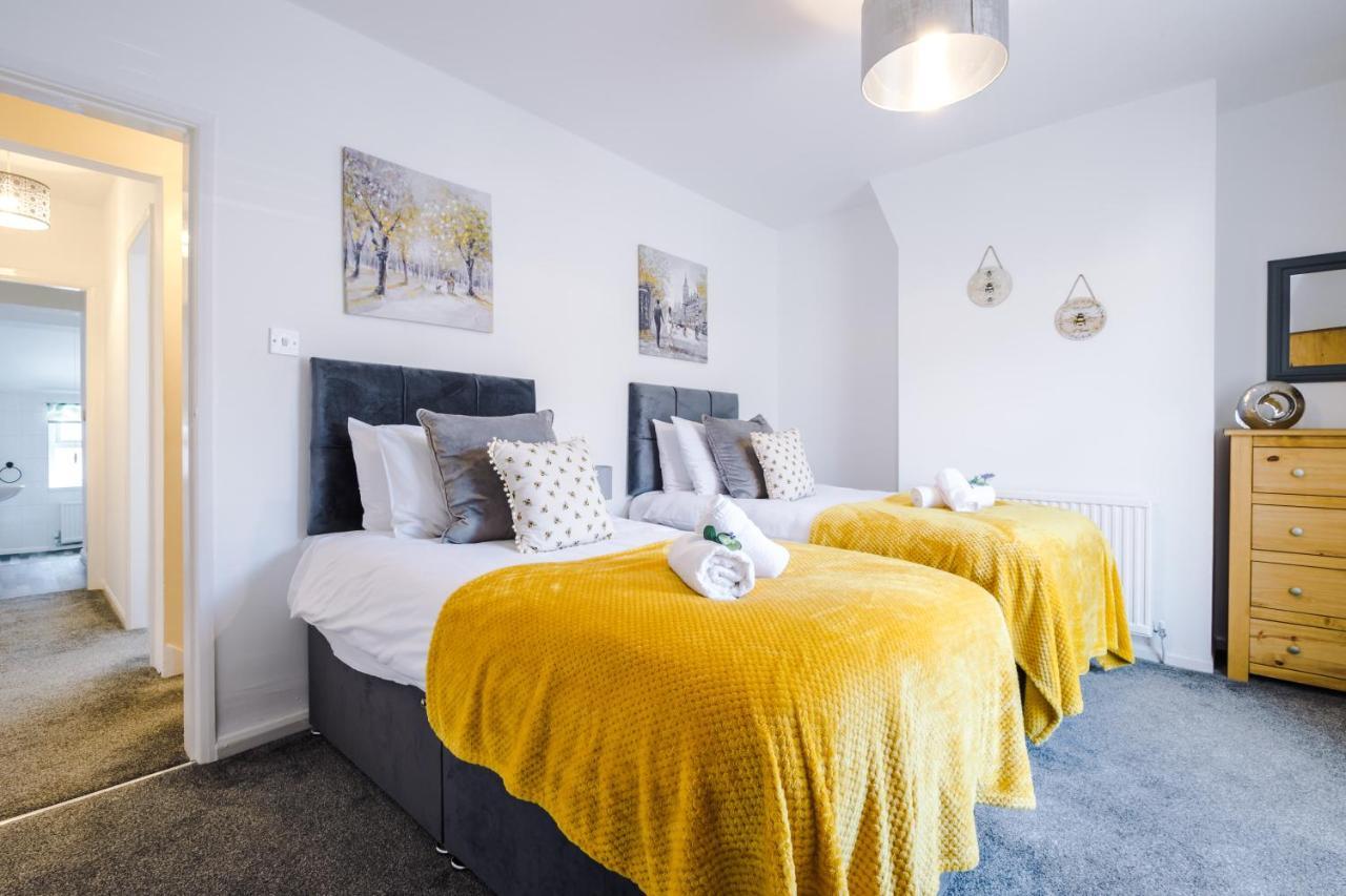 Spacious 2-Bed City-Centre Cottage In Chester By 53 Degrees Property - Ideal For Groups & Couples - Sleeps 6 Εξωτερικό φωτογραφία