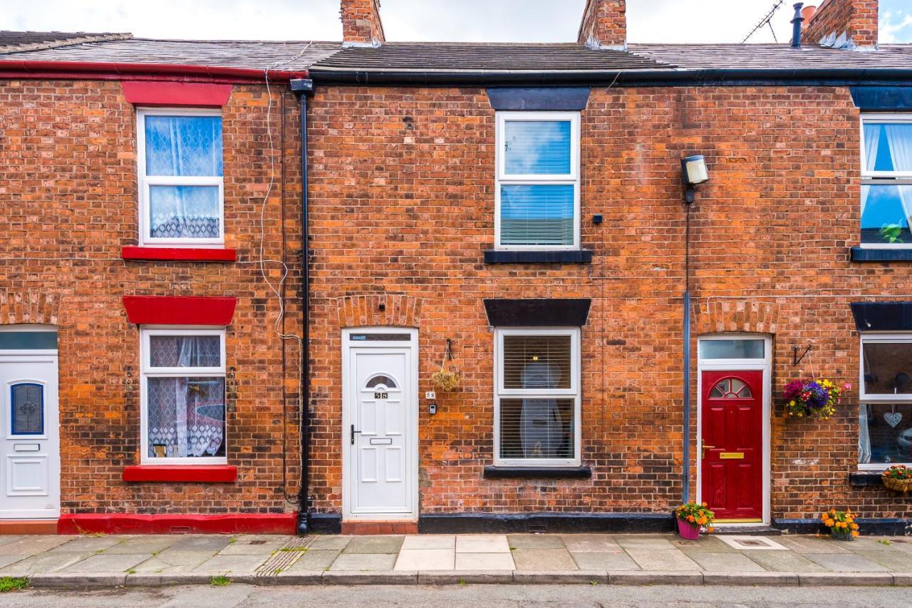 Spacious 2-Bed City-Centre Cottage In Chester By 53 Degrees Property - Ideal For Groups & Couples - Sleeps 6 Εξωτερικό φωτογραφία
