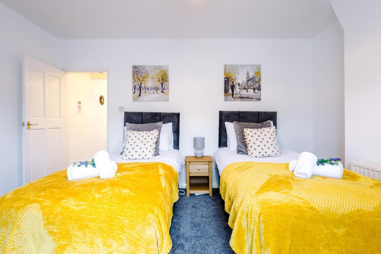Spacious 2-Bed City-Centre Cottage In Chester By 53 Degrees Property - Ideal For Groups & Couples - Sleeps 6 Εξωτερικό φωτογραφία